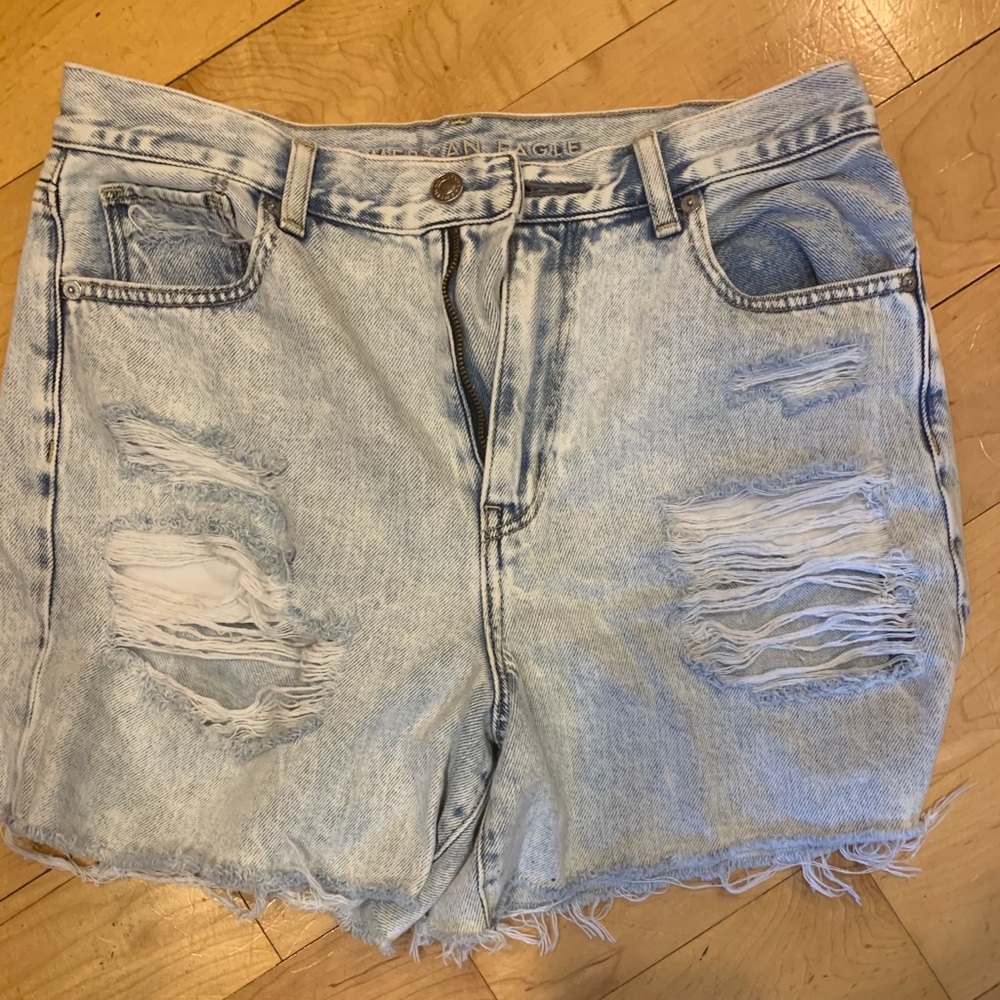 American Eagle size 8 shorts